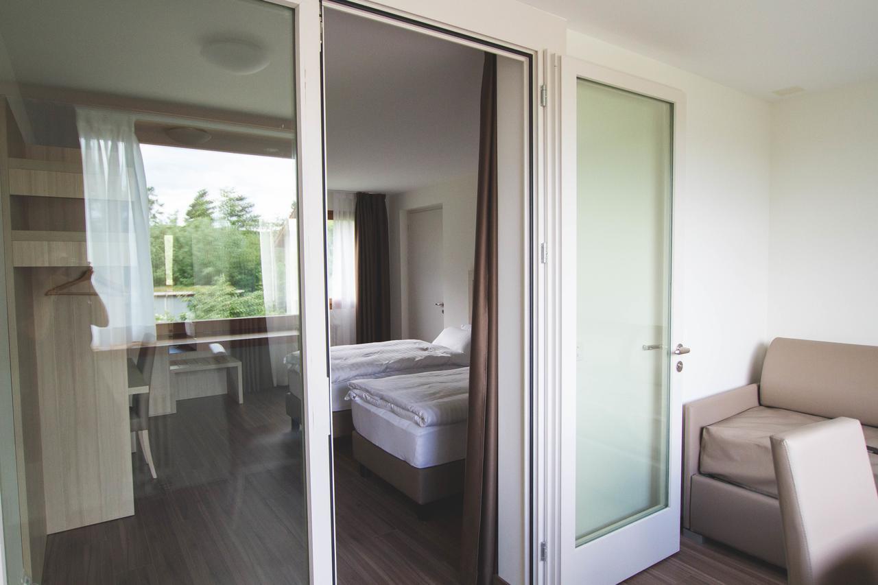 Hotel Domaine De La Sauge Cudrefin Bagian luar foto